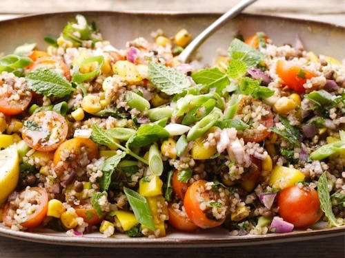 Przepis na Sałatka z kaszą bulgur i soczewicą Sałatka z kaszą bulgur i soczewicą