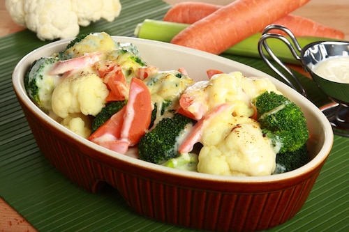 Warzywa zapiekane pod beszamelem