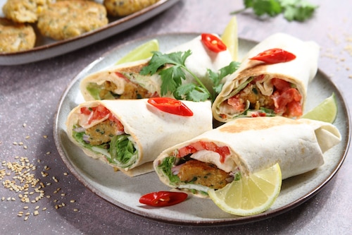 Wrapy z kotlecikami z kaszy