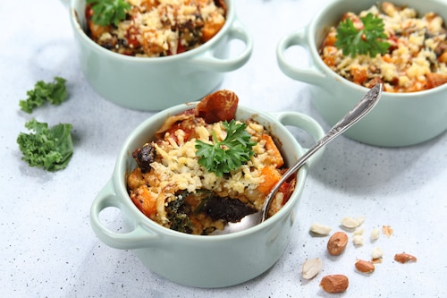 Zapiekanka z jarmużem, z dynią i suszonymi śliwkami