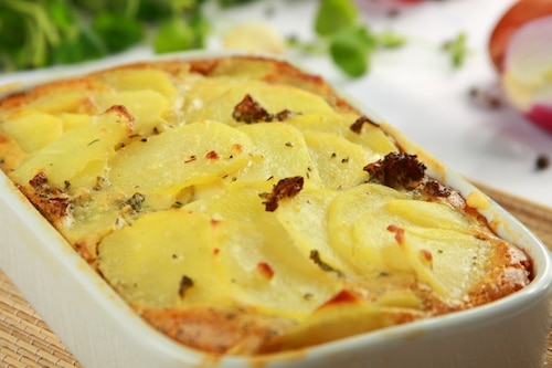 Przepis na Zapiekanka ziemniaczano – serowa Zapiekanka ziemniaczano – serowa