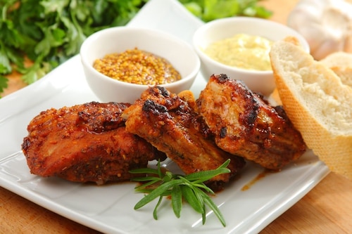 Żeberka w sosie beszamelowym