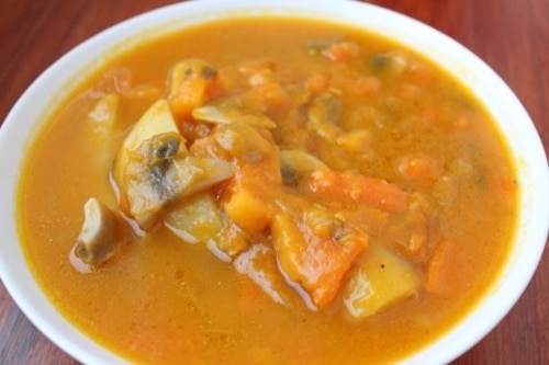 Zupa dyniowa z pieczarkami