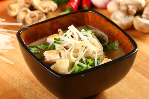 Zupa grzybowa w orientalnym stylu - VIDEO