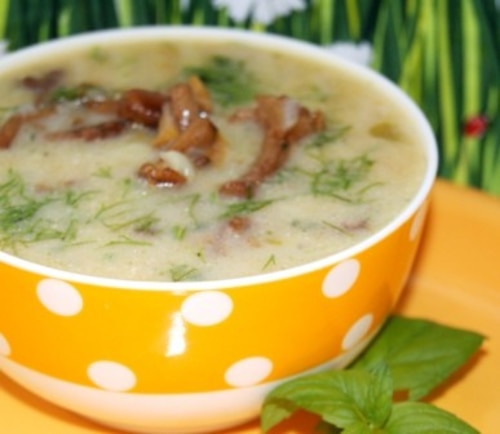 Przepis na Zupa kurkowa z kurkami na maśle  Zupa kurkowa z kurkami na maśle