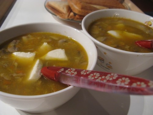 Zupa pieczarkowa z serową wkładką