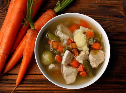 Zupa warzywna z kurczakiem