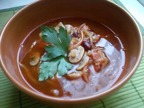 Zupa z boczkiem i kiełkami