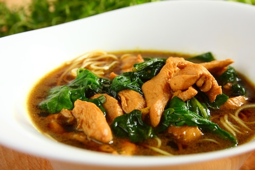 Zupa szpinakowa z kurczakiem