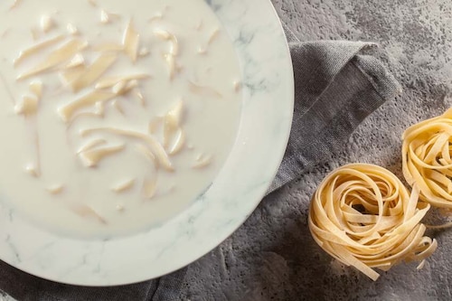 Zupa mleczna z makaronem