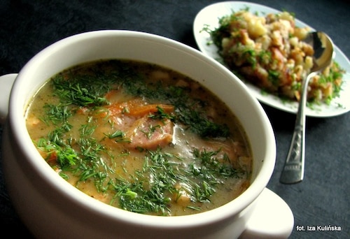 Żurek na gęsto, z białą kiełbasą
