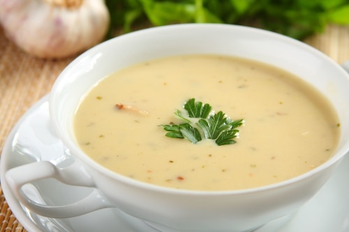 Przepis na Żurek z wędzonką i boczkiem Żurek z wędzonką i boczkiem