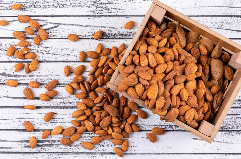 Jak zmielić migdały w domu bez maszynki?