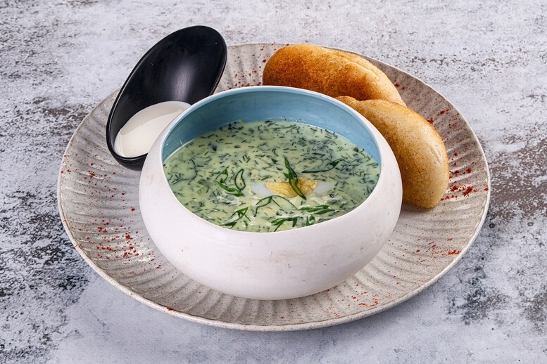 Chołojec – przepis. Co to jest za danie i skąd pochodzi?