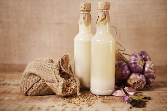 Zakwas na żurek – jak go zrobić? Czy zakwas może się zepsuć?