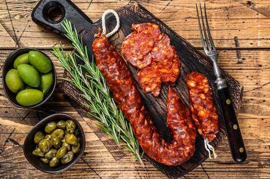 Chorizo – co to? Jak i z czym jeść ten rodzaj kiełbasy?