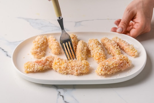 Mozzarella Sticks w chrupiącej panierce - Krok 4