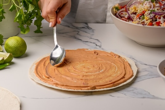 Burrito z fasolą i kurczakiem - Krok 5