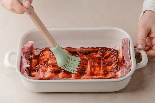 Żeberka z owocową salsą - Krok 2