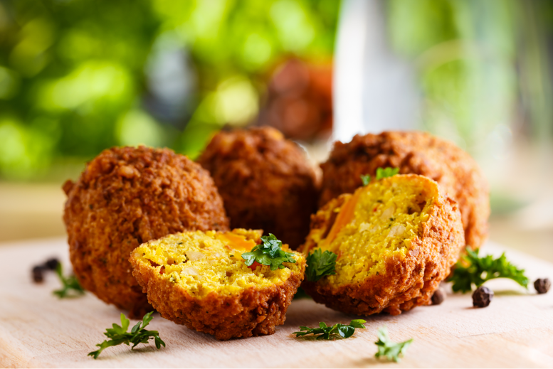 Falafel - co to jest? Z czego jest zrobiony i jak smakuje?