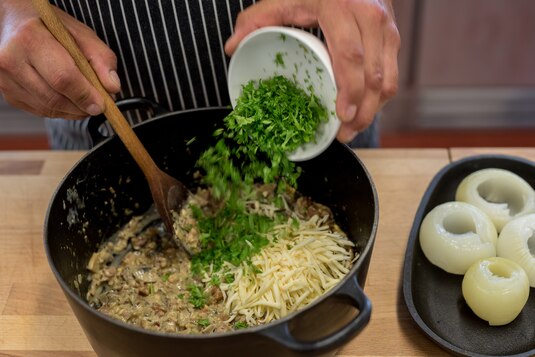 Kaszotto grzybowe zapiekane w cebuli - Krok 3