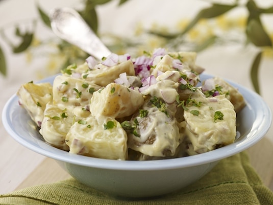 Sałatek ziemniaczanych nigdy dość