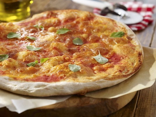 Ciasto na pizzę. Mąka. 