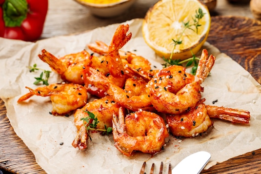 Jak przyrządzić krewetki? Obieranie i przygotowywanie krewetek