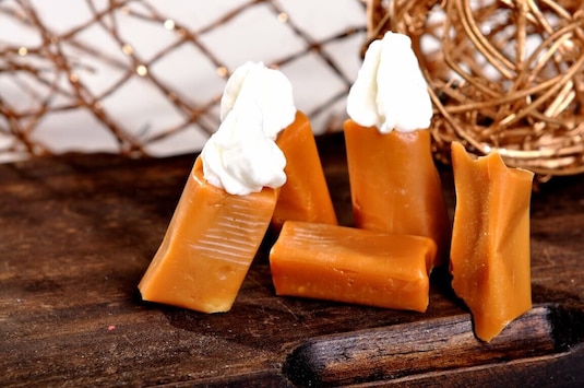 Jak zrobić krówki domowe? Jak sprawić, by były kruche?