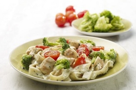 Makaron z brokułami