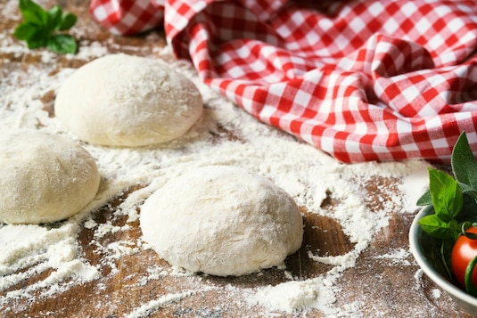 Jak zrobić pizzę? Zacznij od mąki! - porady kulinarne