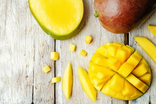 Jak wybrać, obrać i przyrządzić mango?