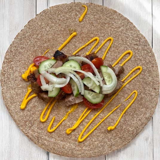 Grillowana tortilla z karkówką i warzywami - Krok 2