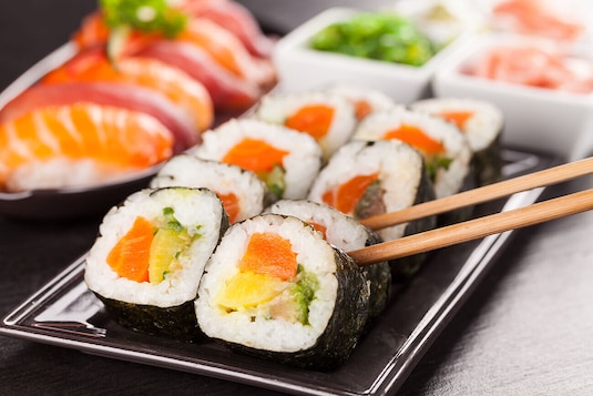 Jaki ryż do sushi? Najlepsze rodzaje i ich zamienniki