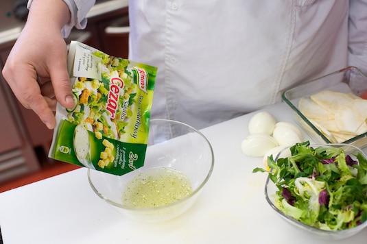 Sałatka jajeczna - Krok 4