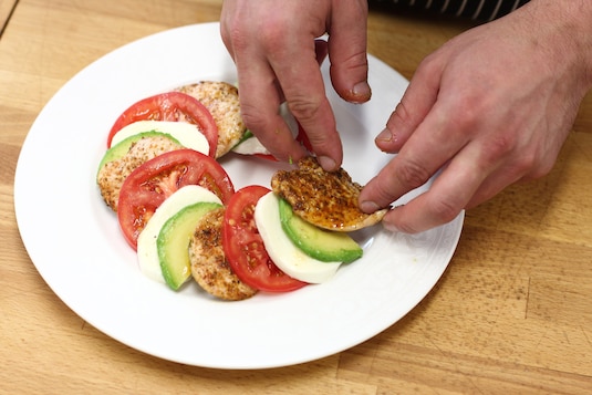Sałatka Kurczak caprese - Krok 4