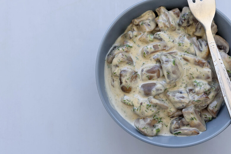 Sos z maślaków w śmietanie – jak zrobić?