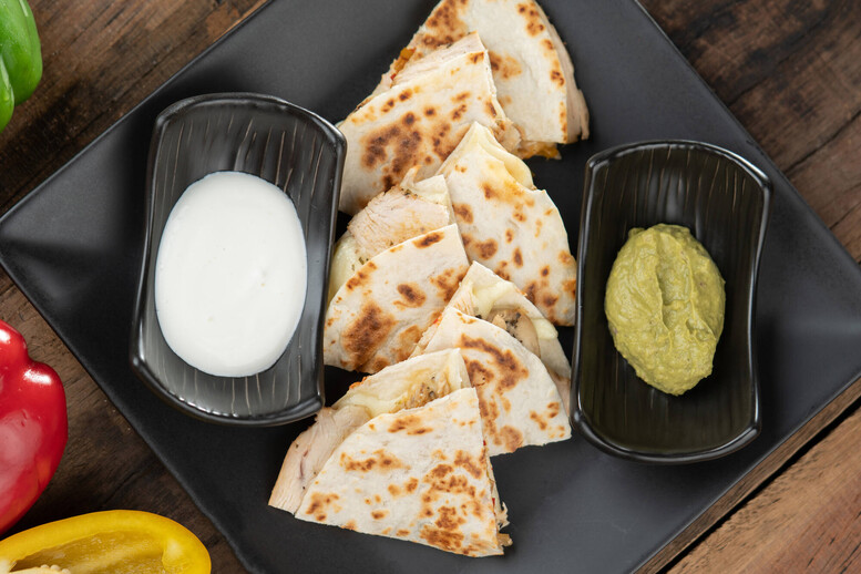 Tosty z tortilli – przepis w tosterze lub opiekaczu