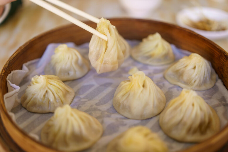 Xiao long bao – pierożki. Przepis z wołowiną i chilli
