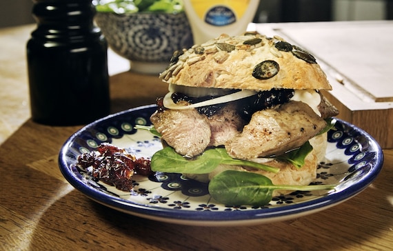 Deluxe burger z baraniny