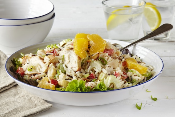 Sałatka z kurczaka z ryżem