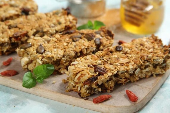 Batoniki do szkoły z ziaren i płatków owsianych