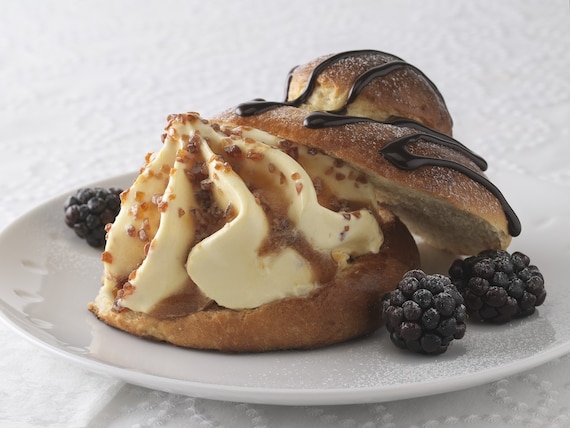 Brioszka sycylijska z lodami