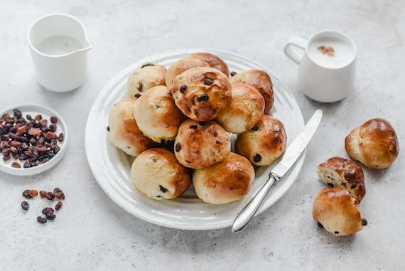 Bułeczki z rodzynkami