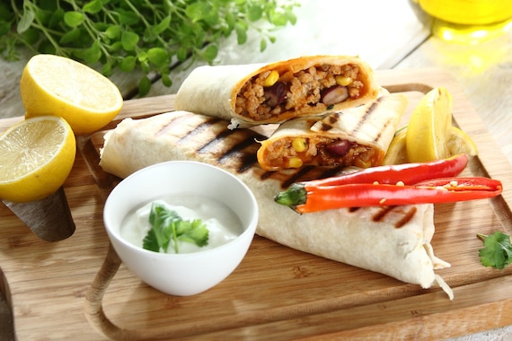  Chili con carne zapiekane z tortillą 