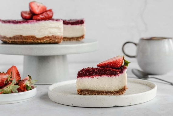 Sernik wegański z orzechów nerkowca