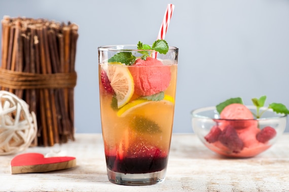 Zielona herbata z musem malinowym