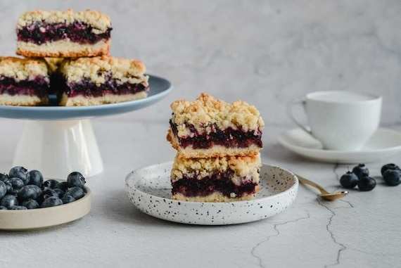 Kruche z jagodami i kruszonką