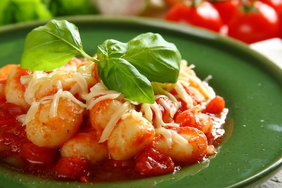 Gnocchi z sosem pomidorowym 