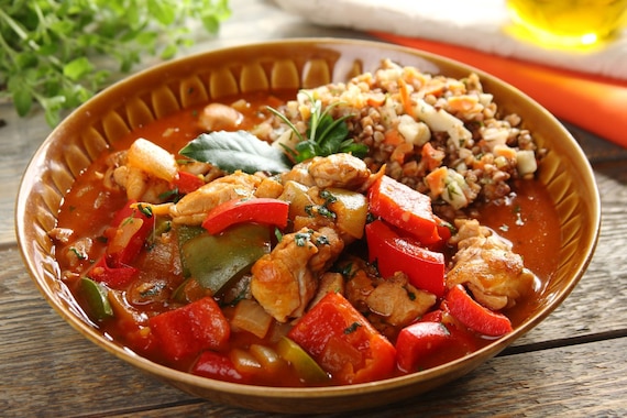 Gulasz węgierski z kurczakiem